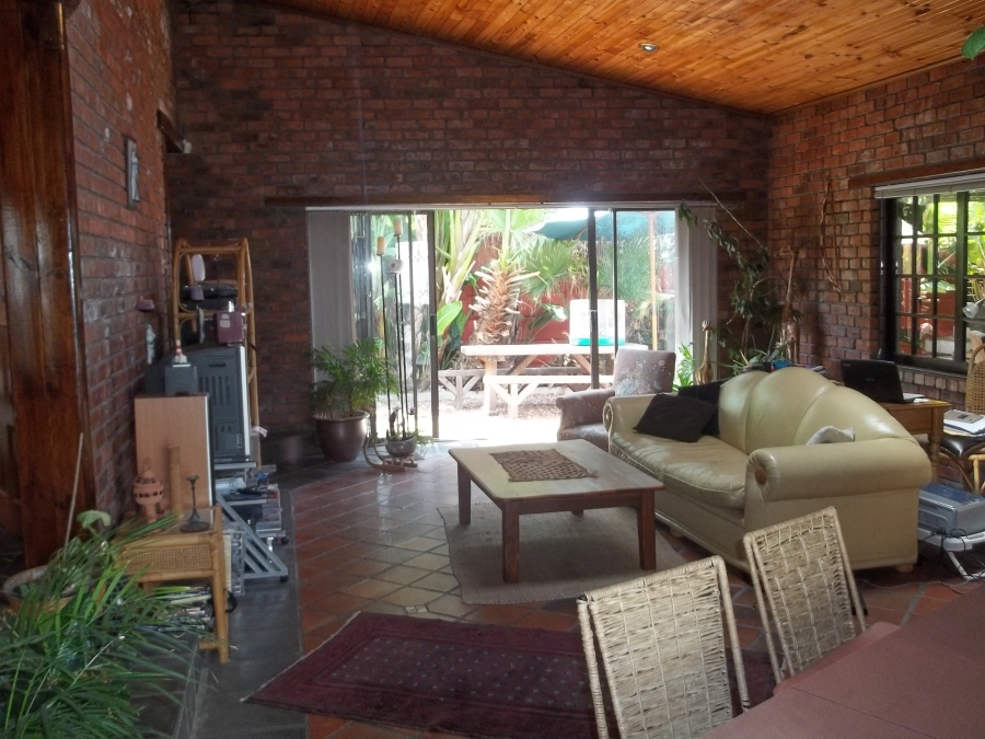 To Let 2 Bedroom Property for Rent in Muizenberg Western Cape